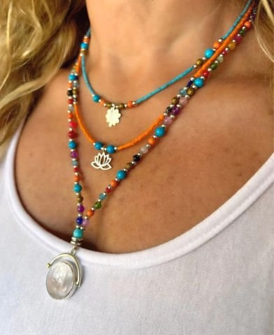 Doğaltaş Gümüş Yonca Lotus Çiçeği Sedef İnci Gerçek Taş Kolye Kombin