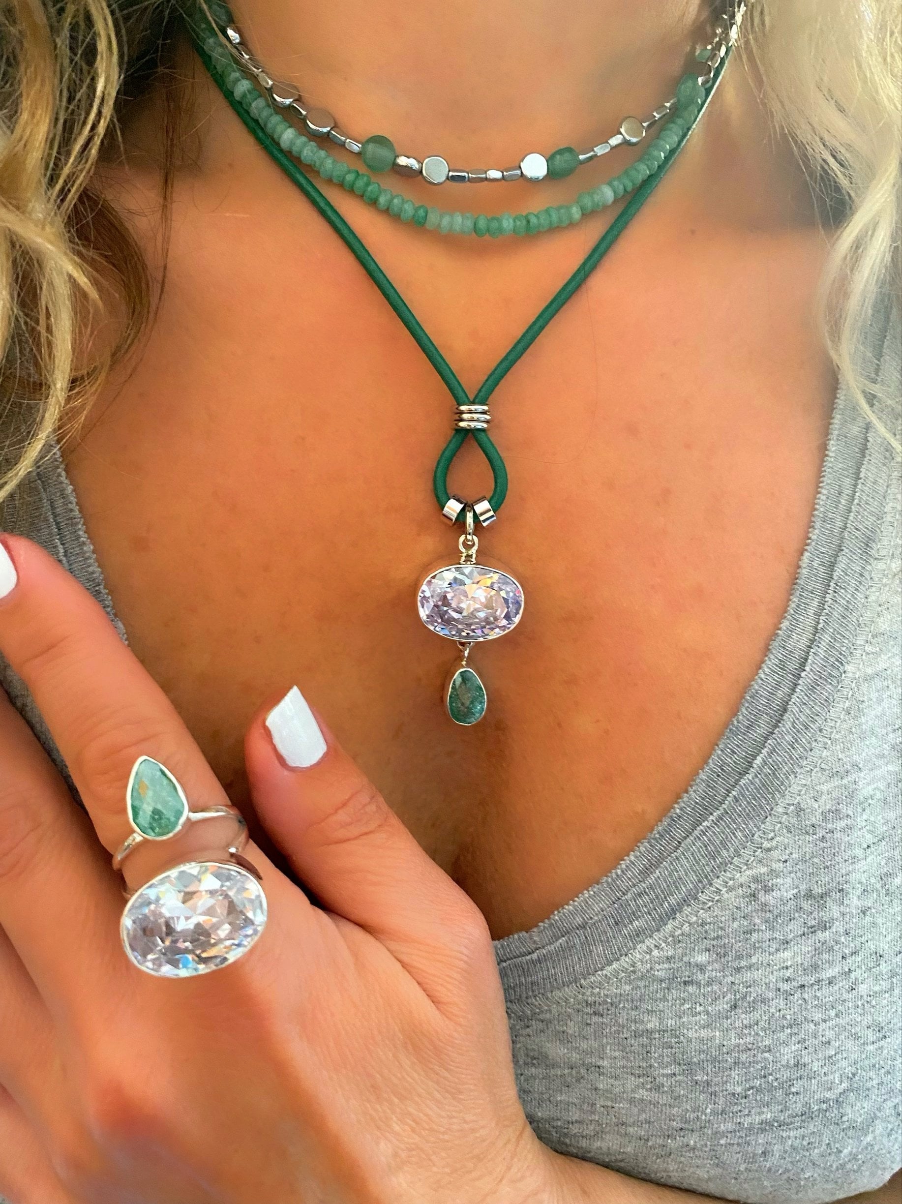 Doğaltaş Gümüş Kök Zümrüt Yeşim Kristal Kuvars Taşlı Set