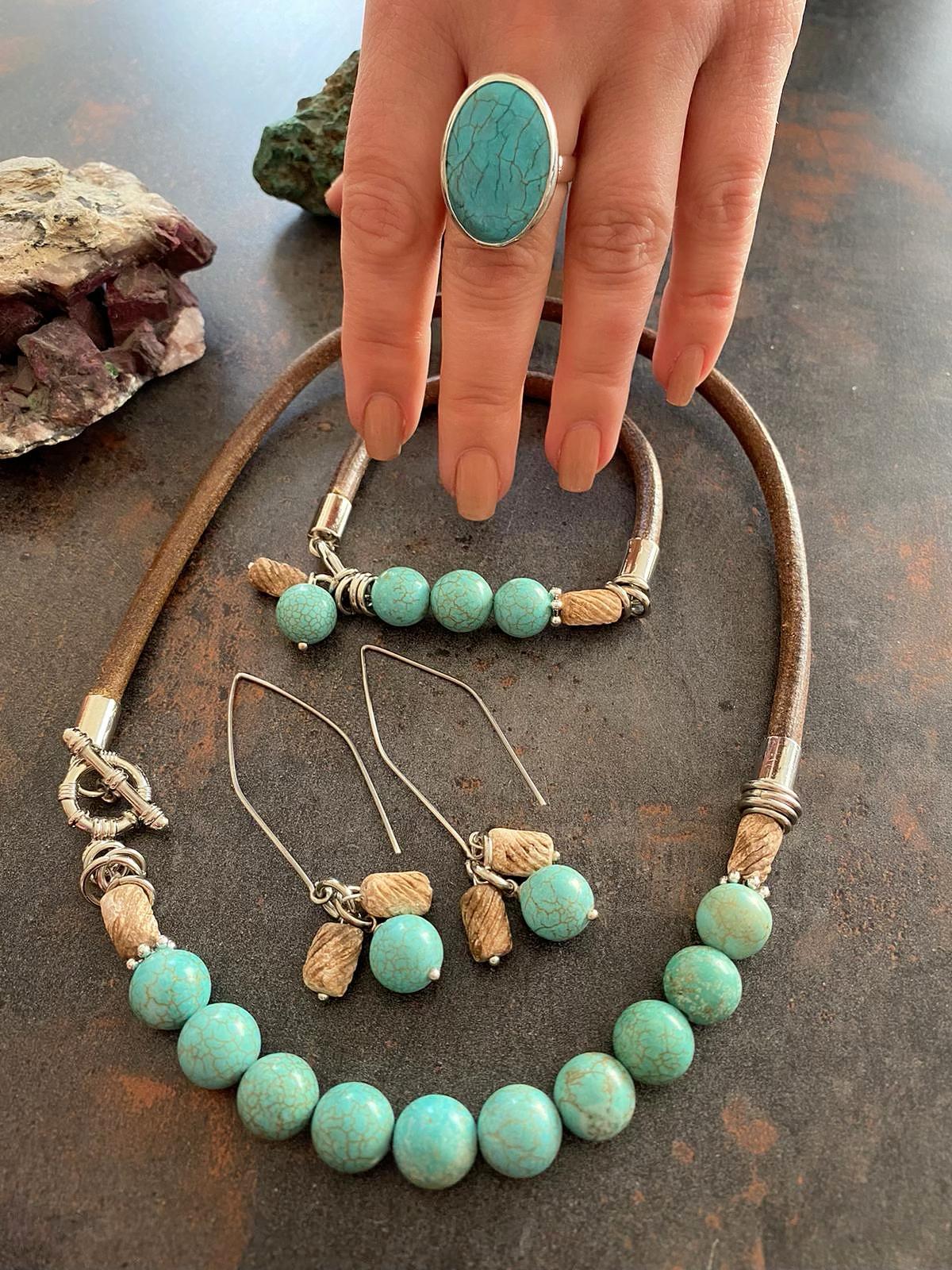 Doğaltaş Gümüş Turkuaz Taşlı Derili Set