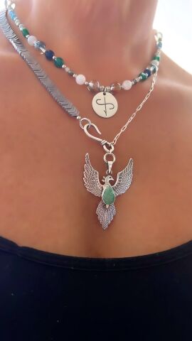 Doğaltaş Gümüş Özel Tasarım Aşk Sembollü Kök Zümrüt Taşlı Anka Kuşlu İkili Kolye Kombin