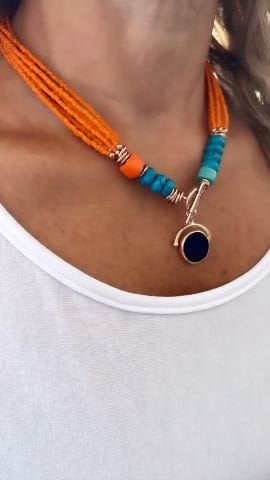 925 Ayar Gümüş Mavi Kuvars Somon Mercan Kolye