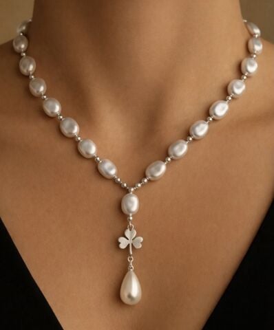 925 Ayar Gümüş Yonca İnci Kolye