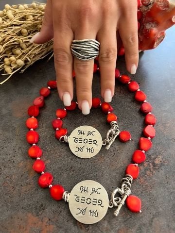 925 Ayar Özel Tasarım Gümüş Bu Da Geçer Yahu Kök Mercan Taşlı Bileklik